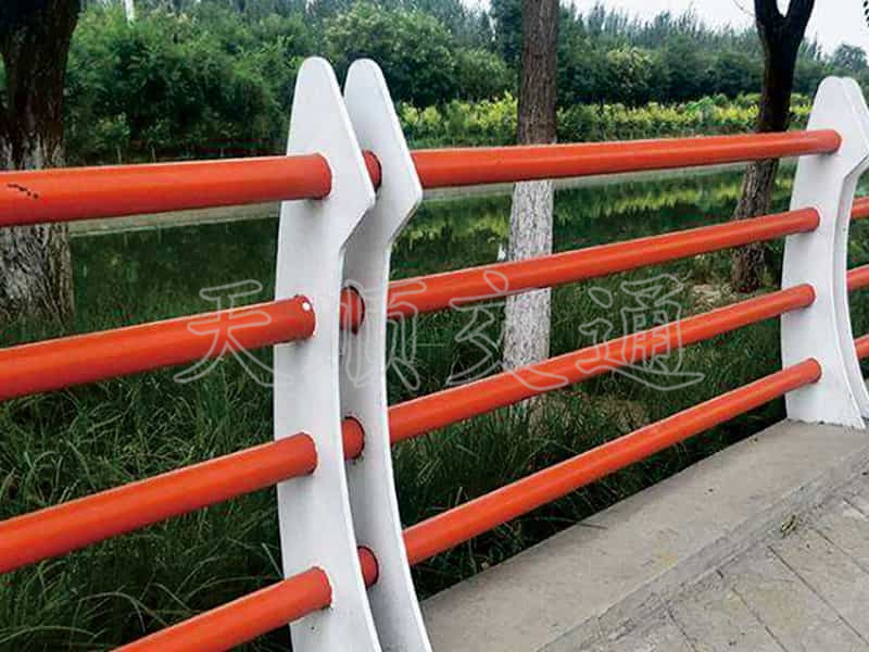 橋梁河道護(hù)欄